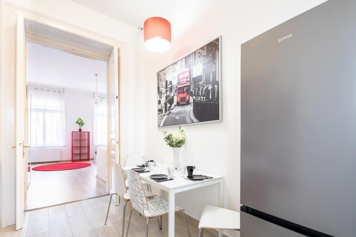 Super Central Convenient Apartment Βουδαπέστη Εξωτερικό φωτογραφία