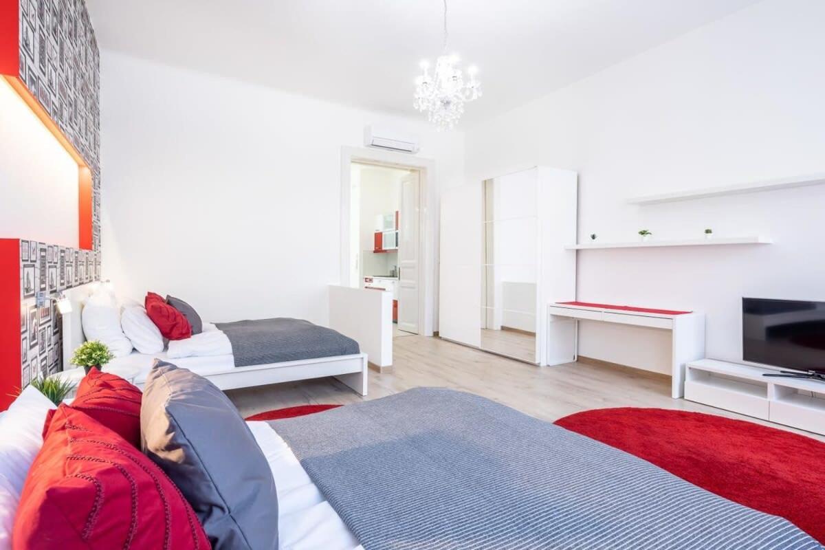 Super Central Convenient Apartment Βουδαπέστη Εξωτερικό φωτογραφία