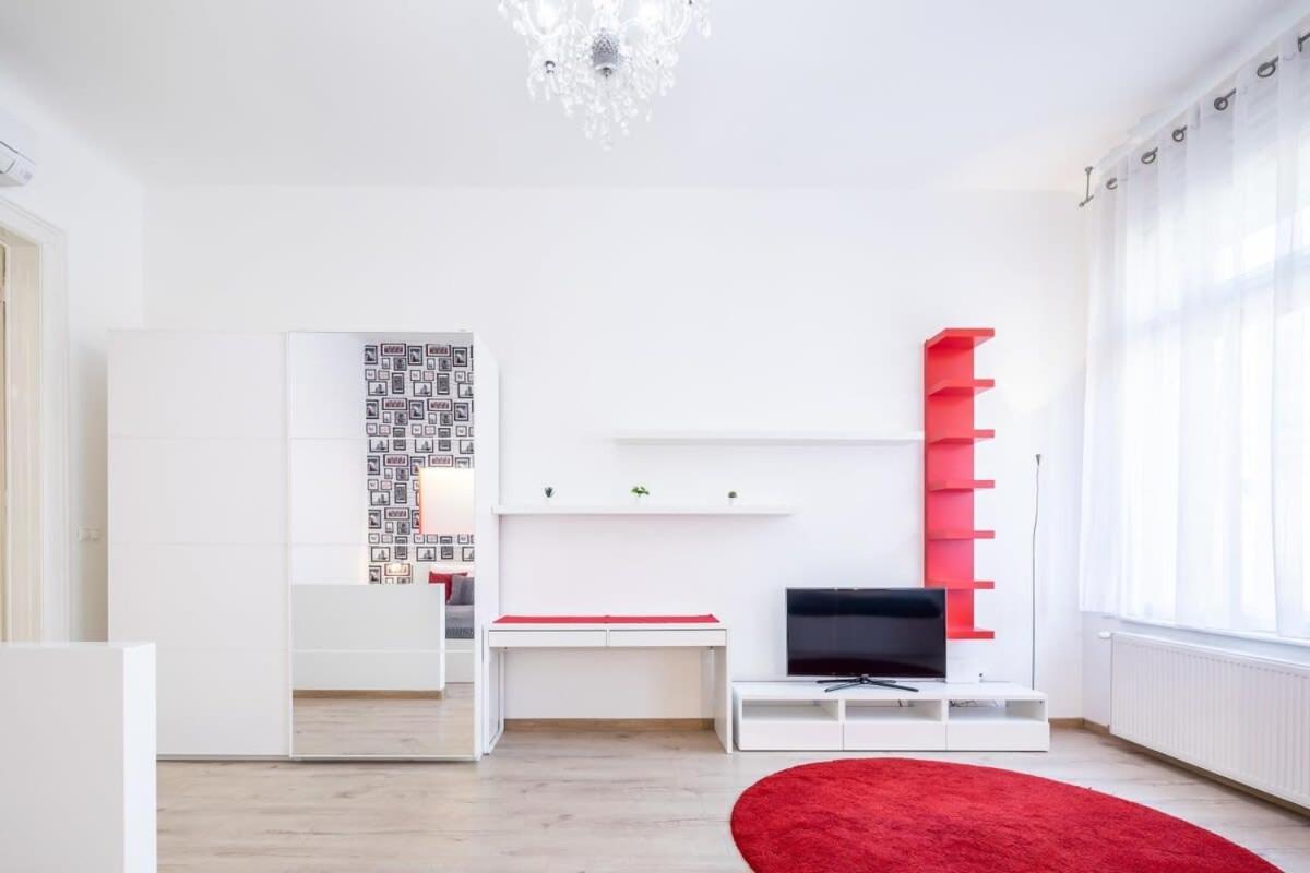 Super Central Convenient Apartment Βουδαπέστη Εξωτερικό φωτογραφία
